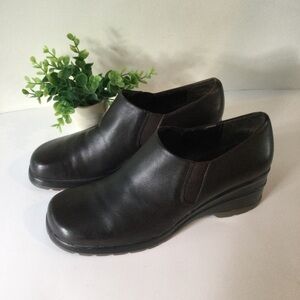 Lizflex by Liz Claiborne Black Leather Womens Slip-On Shoes Comfort Office Sz 9